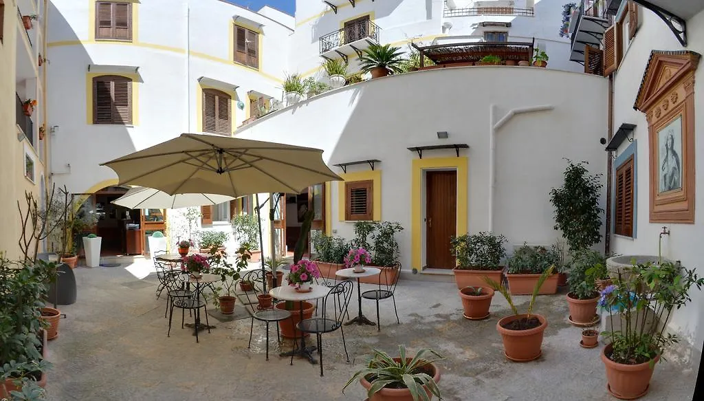 Giardino Dell'Alloro - Locazioni Turistiche Bed & Breakfast Palermo