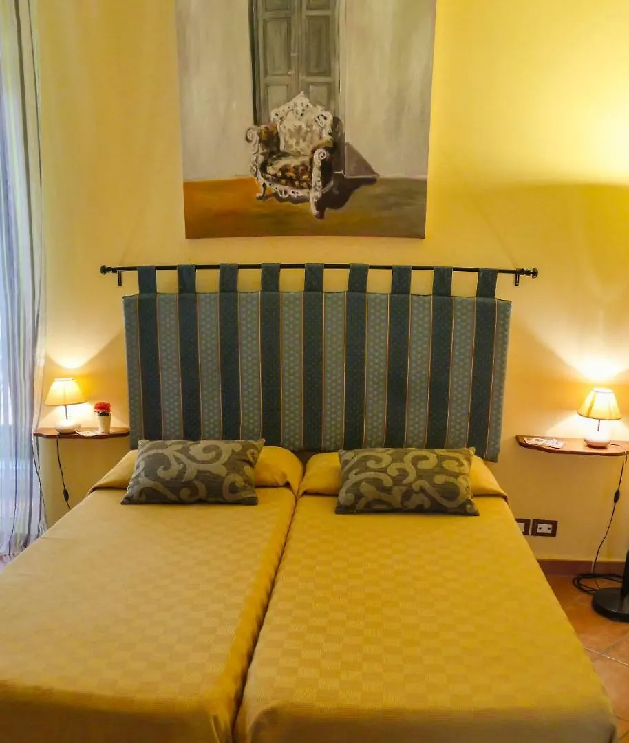 Giardino Dell'Alloro - Locazioni Turistiche Bed & Breakfast Palermo 3*,  Italy